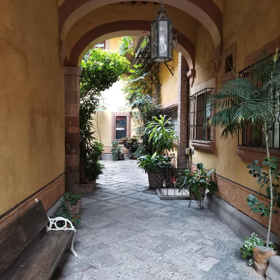 Cuarto Panchito ***Centro Historico*** Apartment Queretaro Luaran gambar