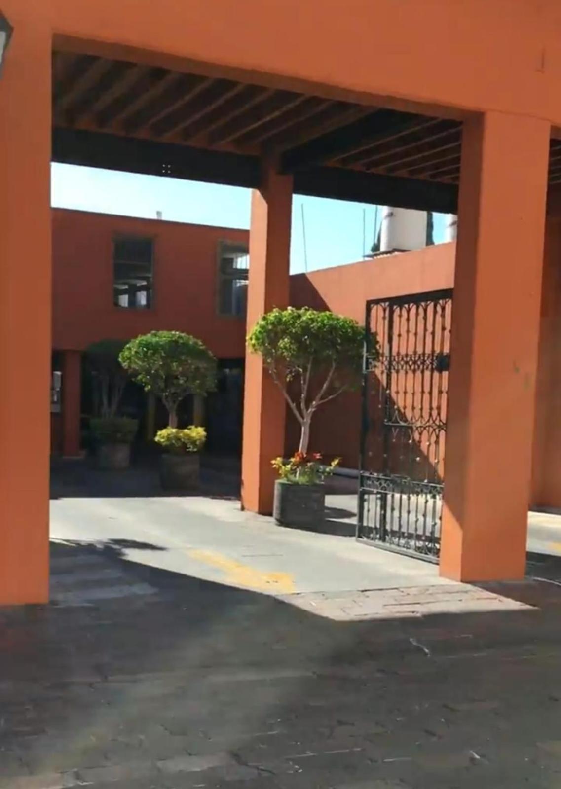Cuarto Panchito ***Centro Historico*** Apartment Queretaro Luaran gambar